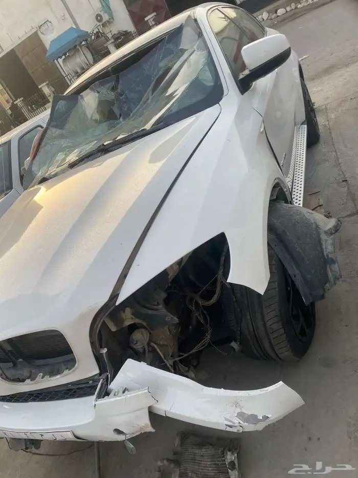 بي ام دبليو بيع قطع تشليح 3