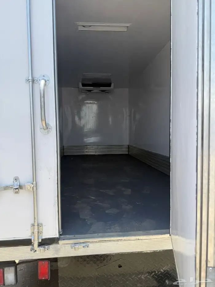 ثلاجة 5 متر تبريد ثرموكنق V300 امريكي مستعمله 3