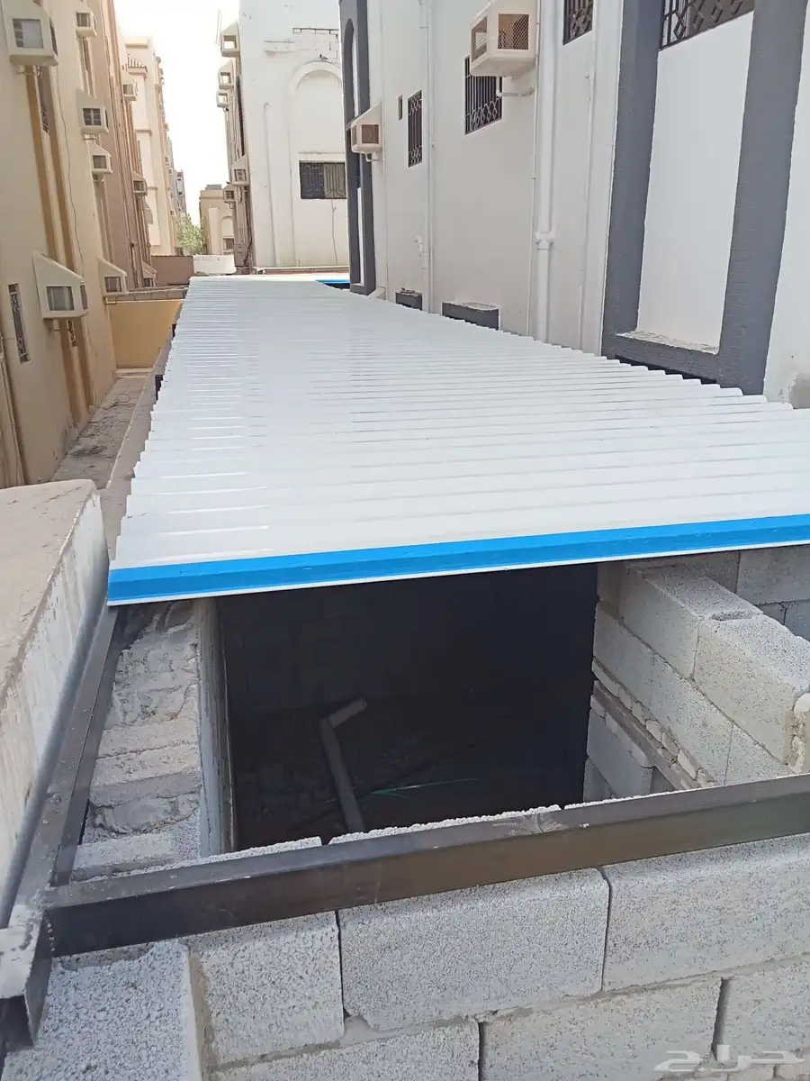 تركيب سندوتش بنل سقف غرف سندوتش بنل عازل مائي وعازل حرارة سق 4