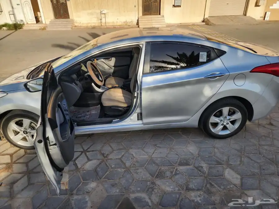 النترا 2