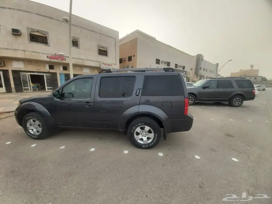 Nissan Pathfinder 2011 - 33000 SAR 2