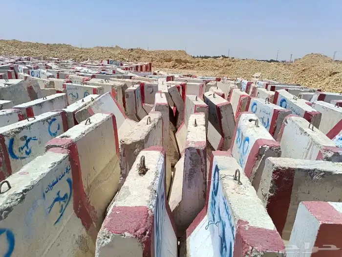 توريد حواجز خرسانيه 4