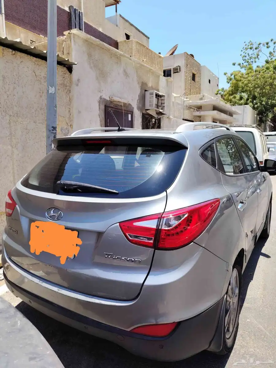 للبيع توسان موديل 2012 2