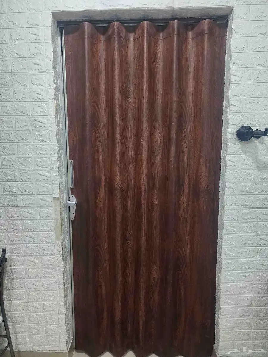 أثاث و أغراض متنوعة للبيع في الدمام 0