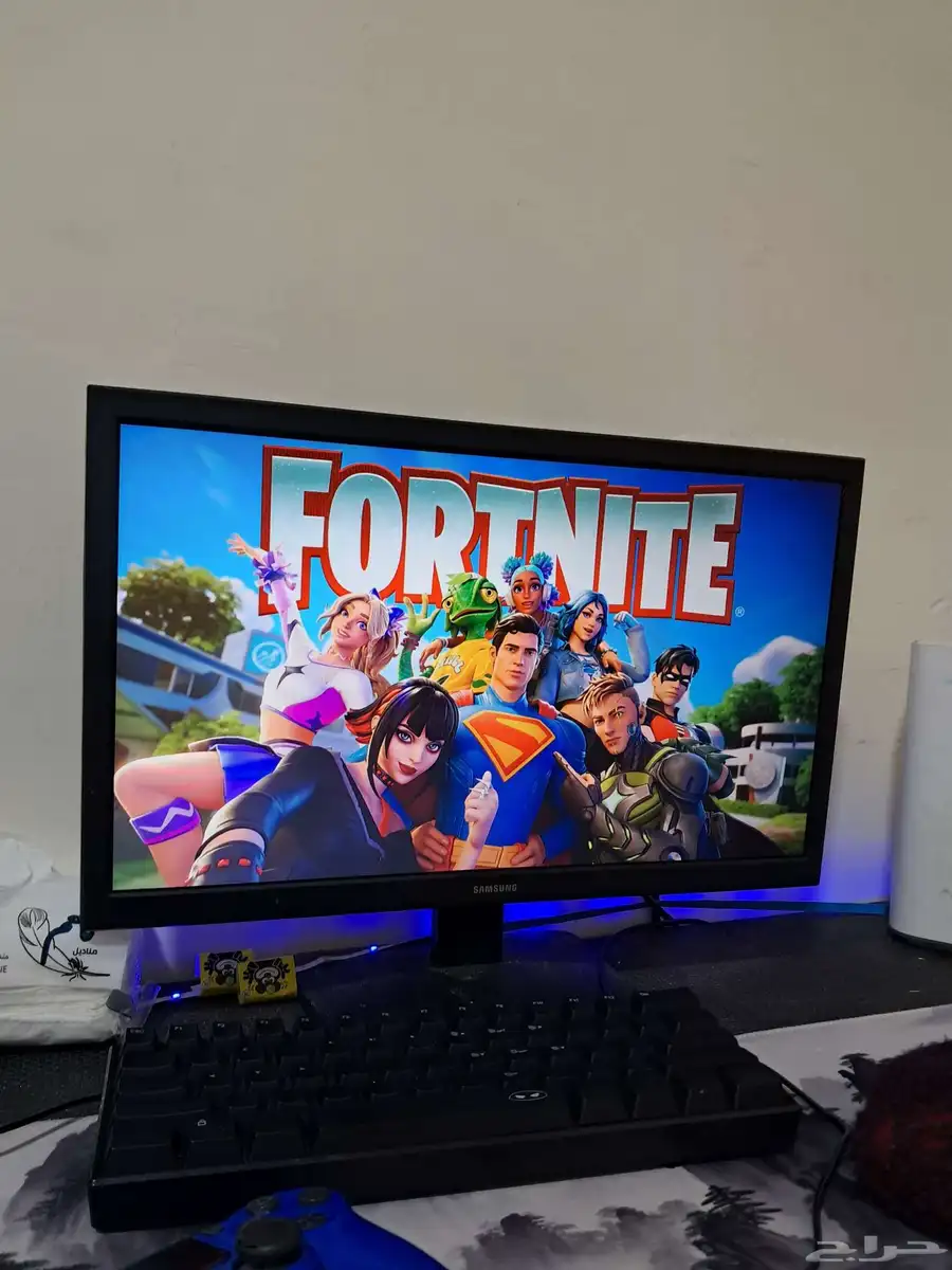 شاشه قيمنق 60hz 19 بوصة شبة جديده 3