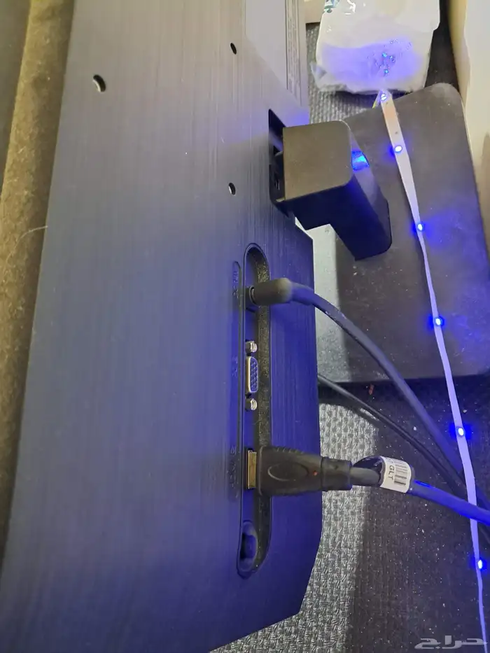 شاشه قيمنق 60hz 19 بوصة شبة جديده 4