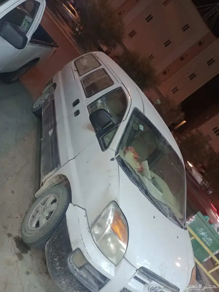 سيارة اتش وان 2005 3