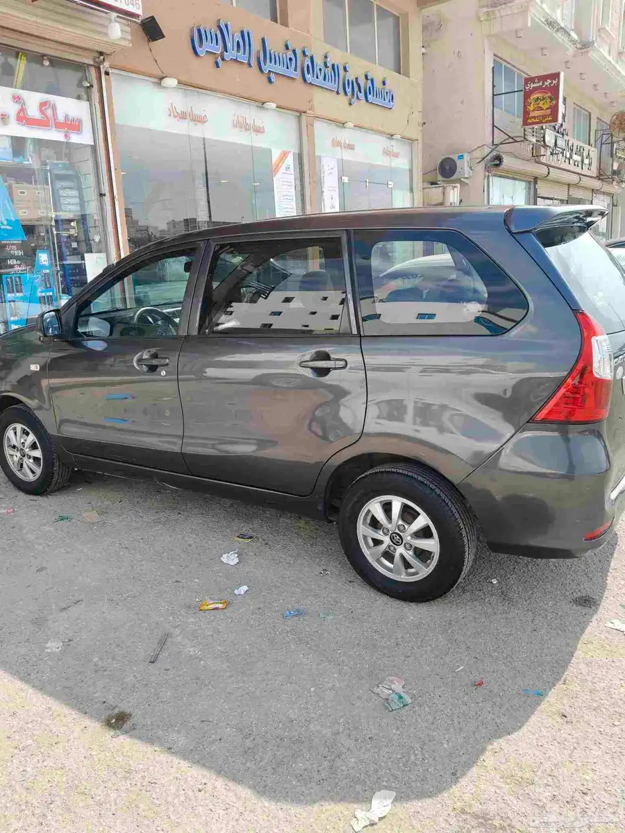Toyota avanza 3