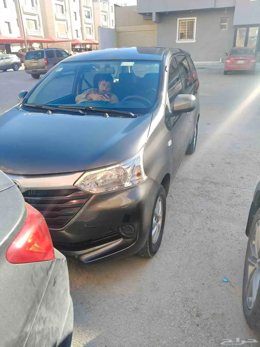 Toyota avanza 2