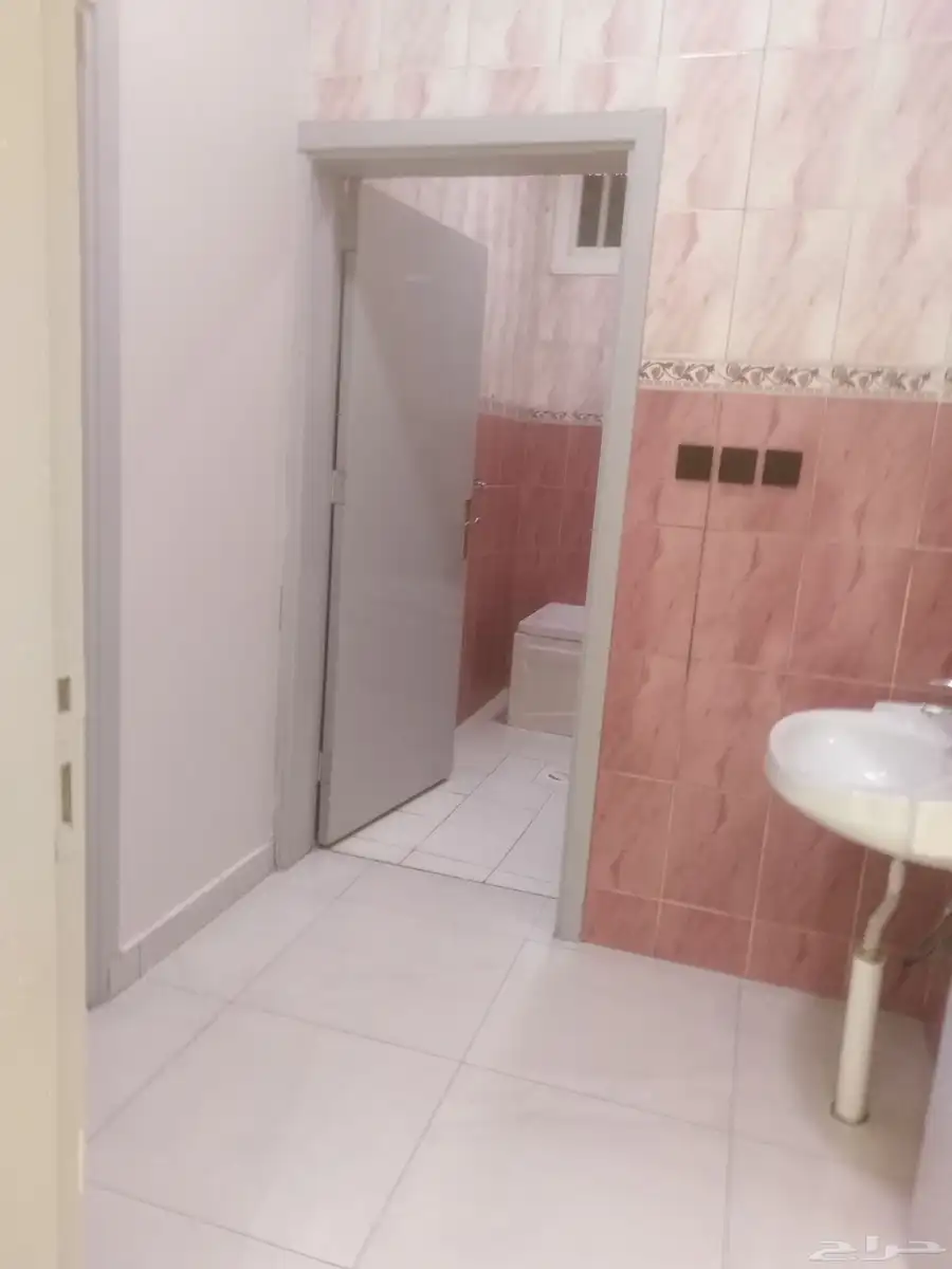 شركة تنظيف منازل تنظيف مجالس وفرش 5