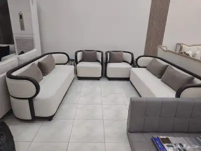 فني تفضل جميع انواع الكنب والستاير تنجيد وتلبيس كنب 47