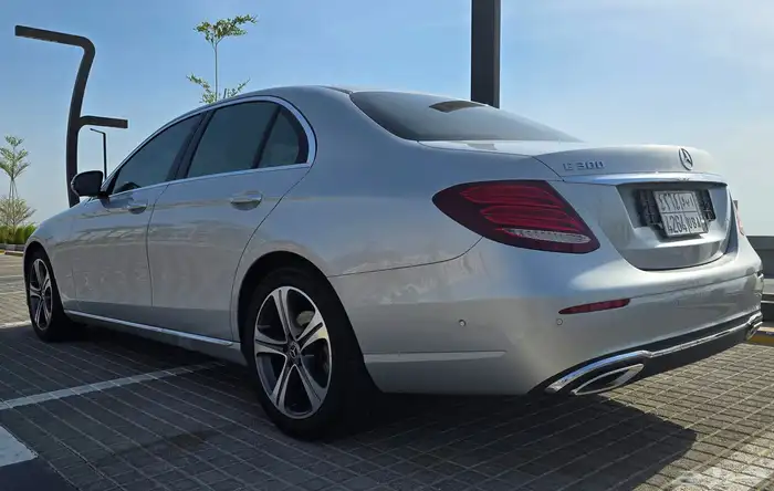 مرسديس E300 2020 5