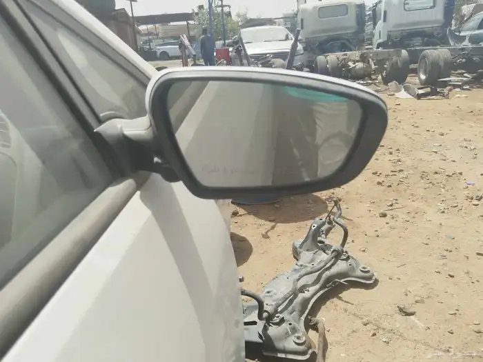 مندوب يوفر لكم جميع قطع غيار السيارات تشليح وبسعر رمزي وبسيط 2