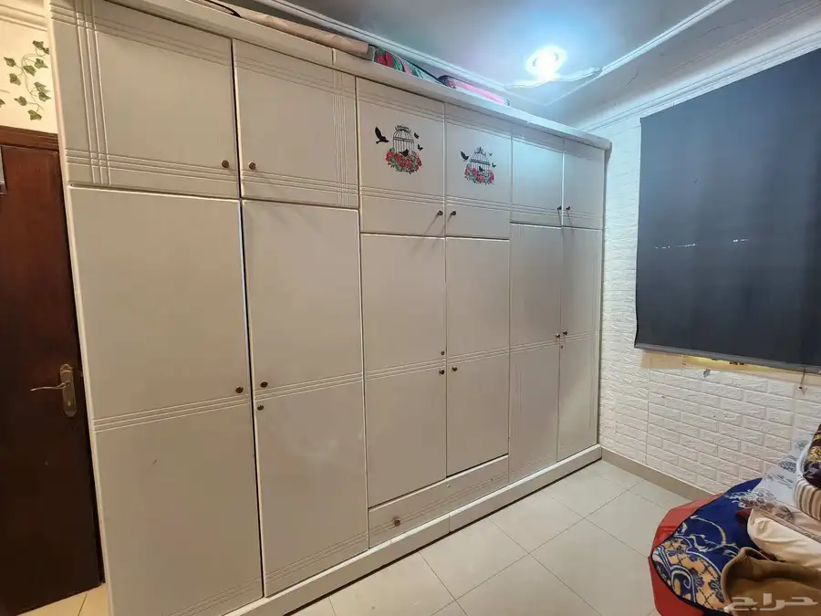 أثاث و أغراض متنوعة للبيع في الدمام 1