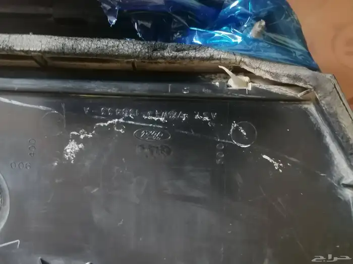 قطع غيار السيارات اسطبات وشمعات امريكي فورد وتاهو 13