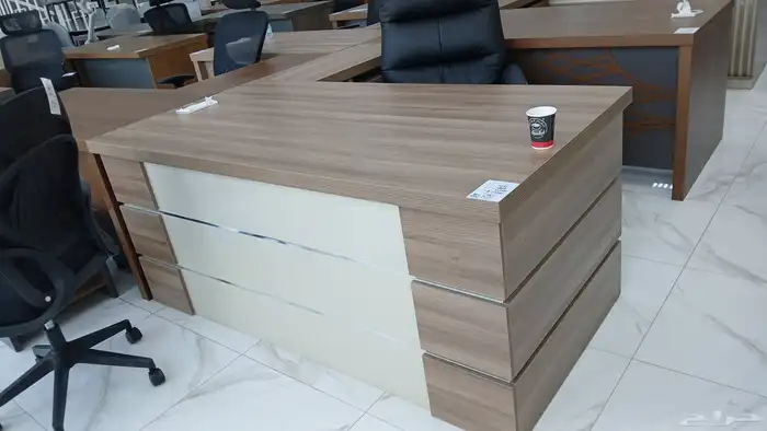 مكاتب فخمه بمقاصات وأشكال جديده 3