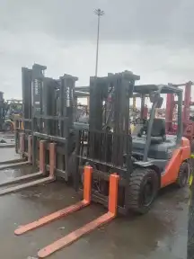 رافعة تلسكوبية جي سي بي تلكسوب بوم لودر تلي هندر رافعة شوكية 8