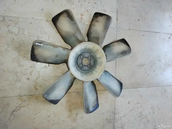 قطع غيار جيب لند كروزر 84 4
