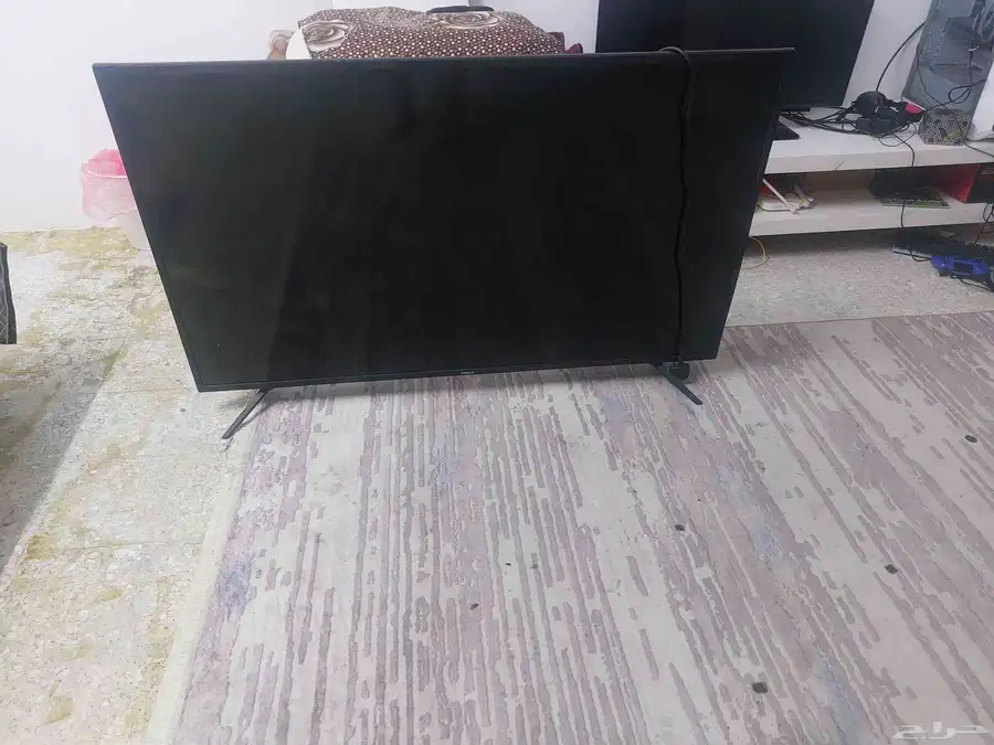 شاشة 4kللبيع 1