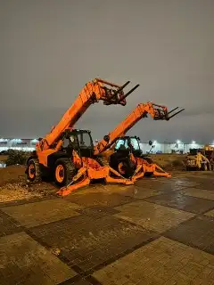 رافعة تلسكوبية جي سي بي تلكسوب بوم لودر تلي هندر رافعة شوكية 1