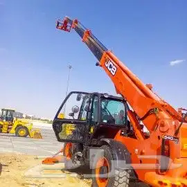 رافعة تلسكوبية جي سي بي تلكسوب بوم لودر تلي هندر رافعة شوكية 3