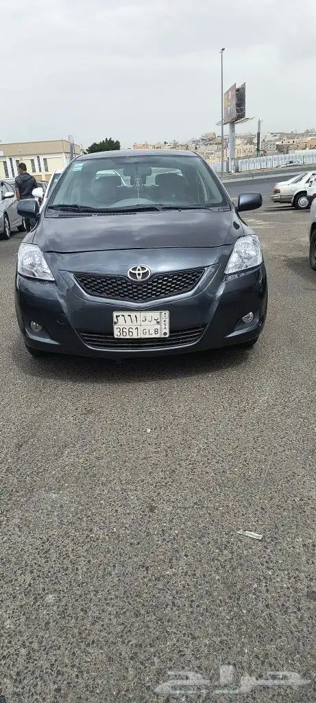 Toyota Yaris 2012 automatic full option 4