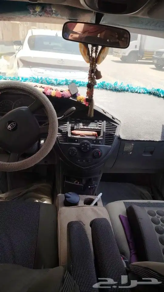 للبيع سياره كيا كارنس قير توماتيك 2006 لاعلى سوم رقم 0543995 3