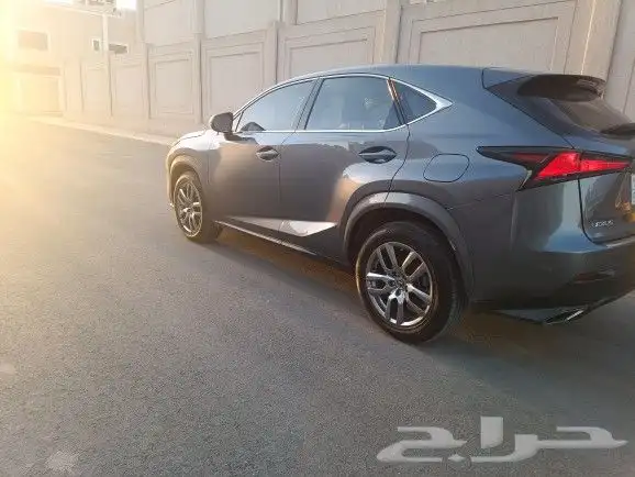 لكزس nx300موديل2021 8