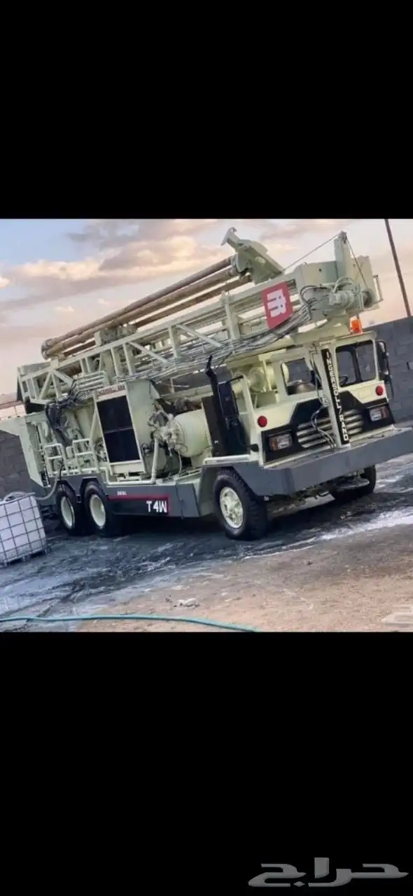 حفار ابار ارتوازيه الرياض المزاحميه الجله 1