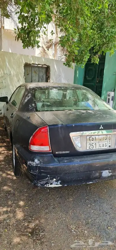 مستوبيشي ماجنا موديل 2002 استماره جديد يوجد في الماكينه دخان 0