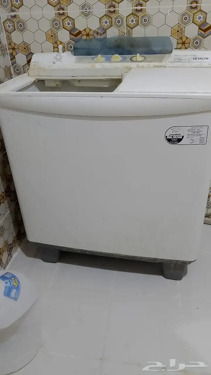 غسالة للبيع عادي. عفيف حي عنيزة ب 350 0