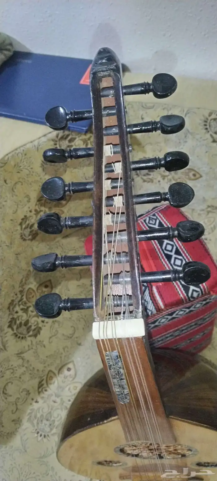 عود صناعة مصرية 1