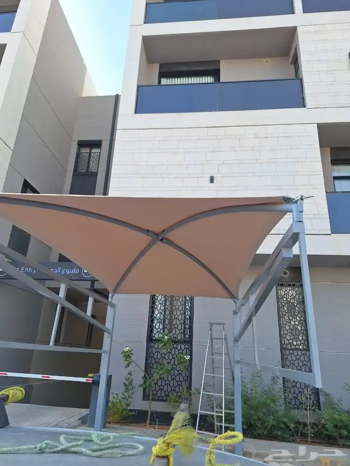 مظلات مواقف سيارات 0