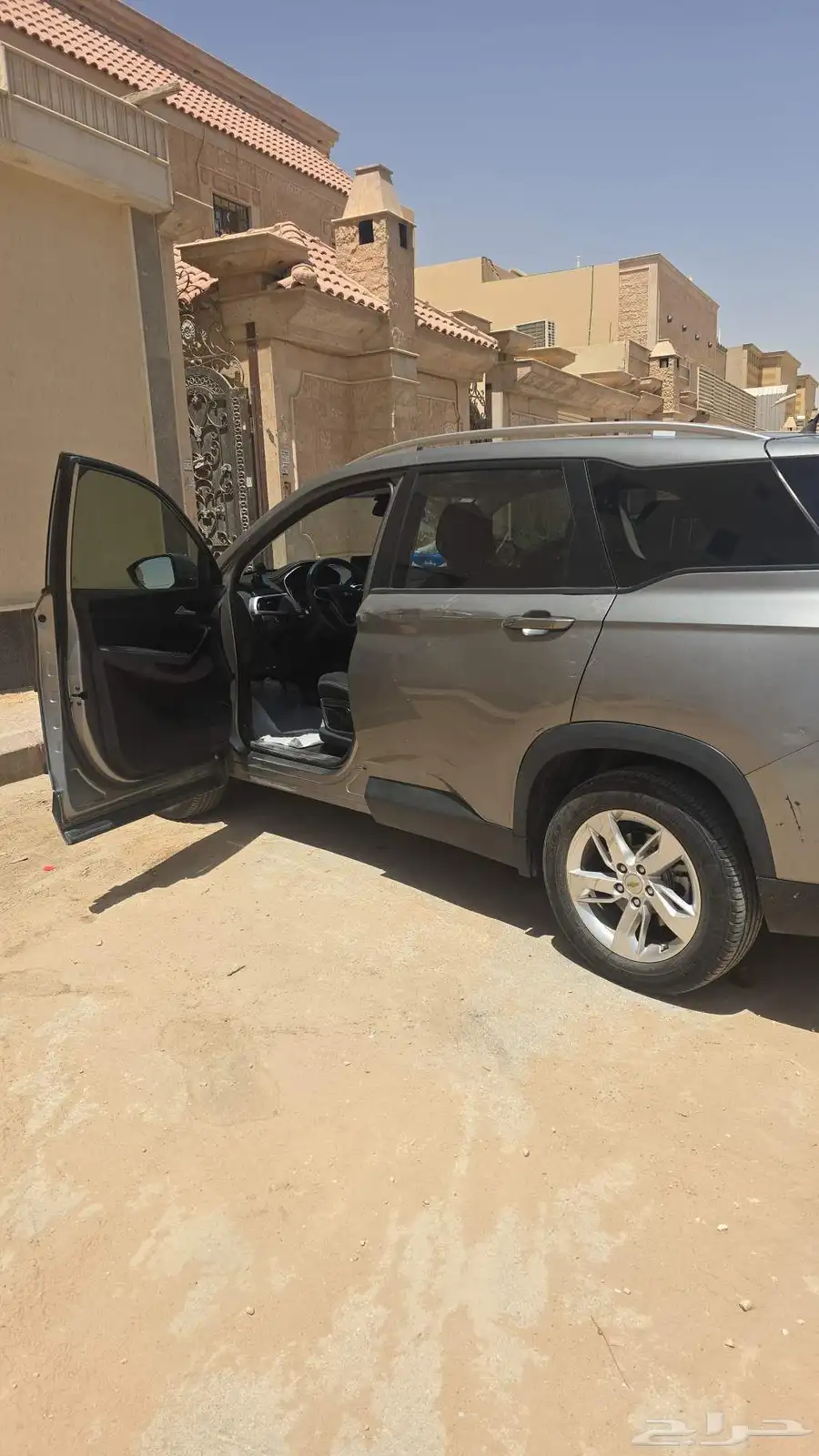 شيفروليه 2021 بودي وكاله فقط حكه بسيطه الباب اليسار كما موضح 4