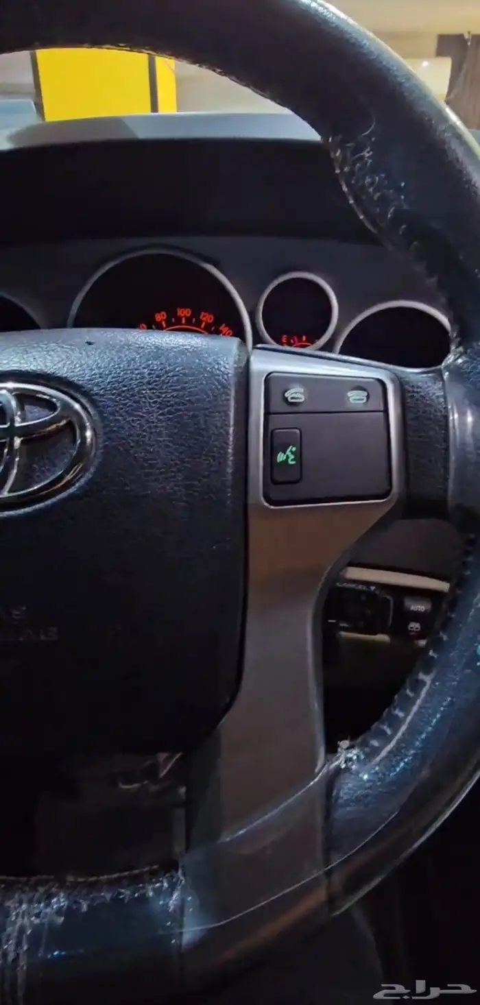 ازرار  تحكم  دركسون  اسكويا  2014 TOYOTA 2
