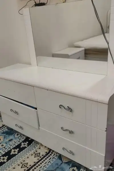 غرفه نوم وكنب 2