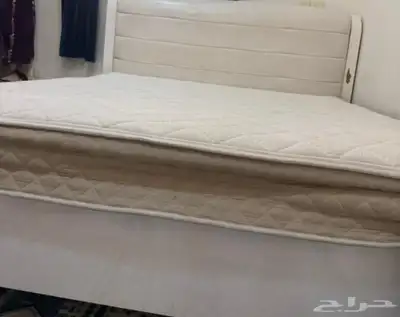 غرفه نوم وكنب 0