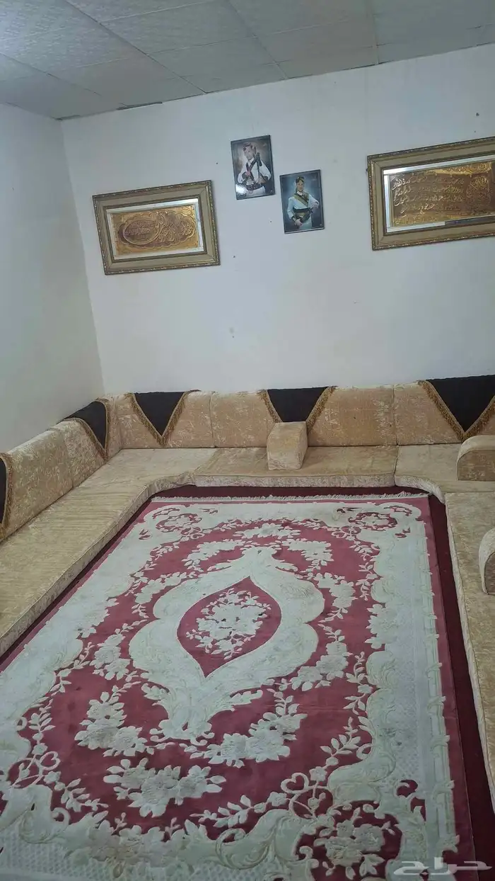مجلس عربي باطرمه مقاس 4 7 شبه جديد اسفنج ظغط قوي ب1400 2