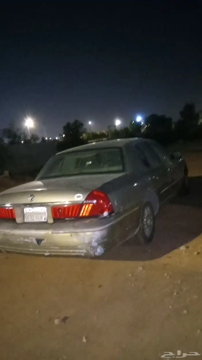 قير فورد ماركيز موديل 2000نضيف لدي ودفرنس نضيف للبيع كل شئ م 2