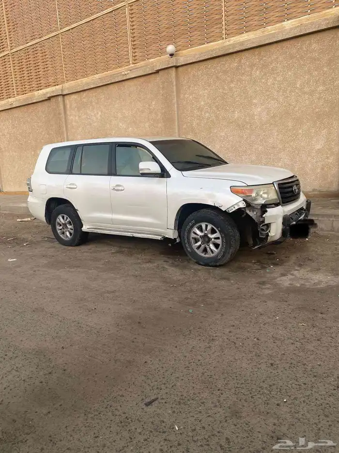 لاندكروزر 2012 ديزل 3