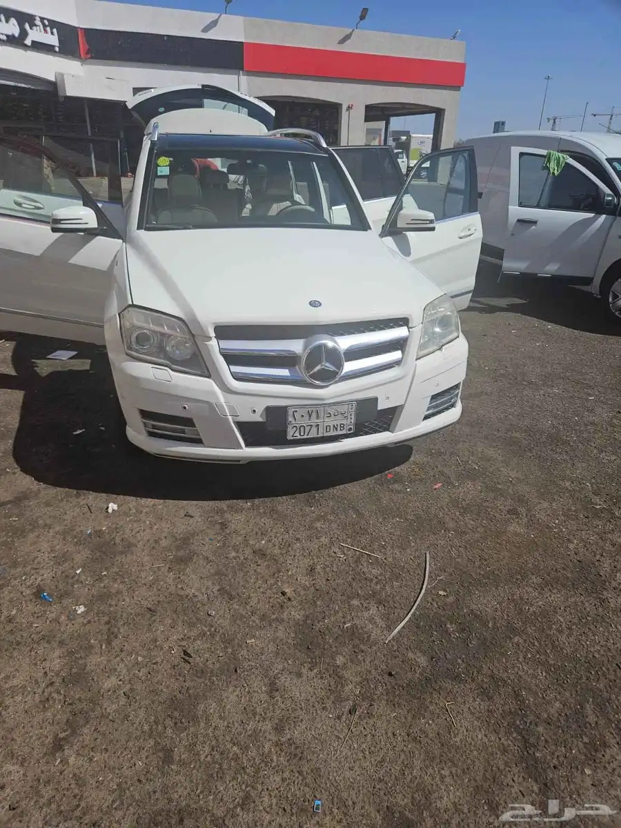 للبيع مرسيدس GLK 300 موديل 2012 7