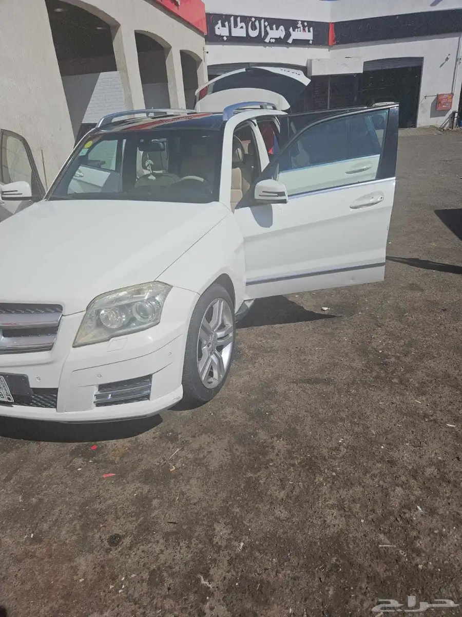 للبيع مرسيدس GLK 300 موديل 2012 8