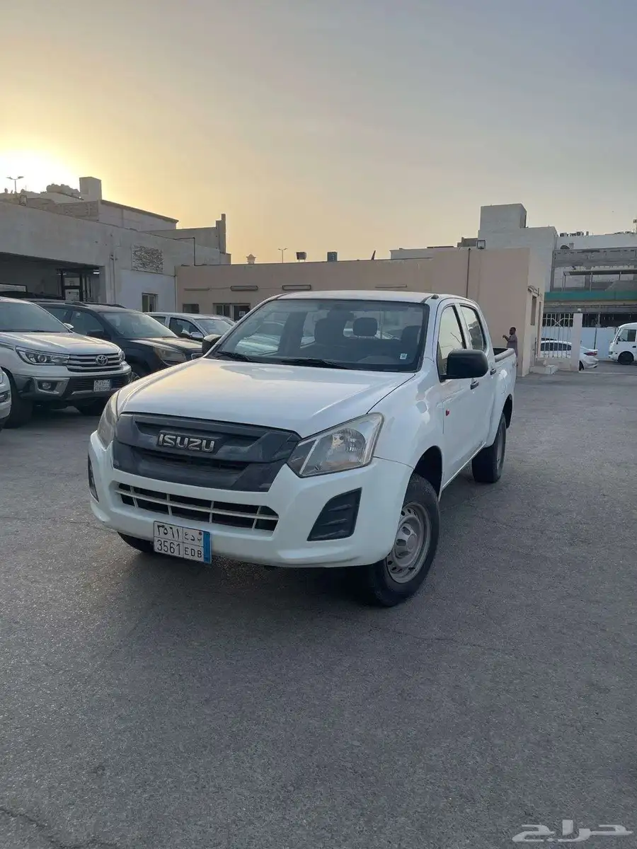 ايسوزو ديماكس 2018 0