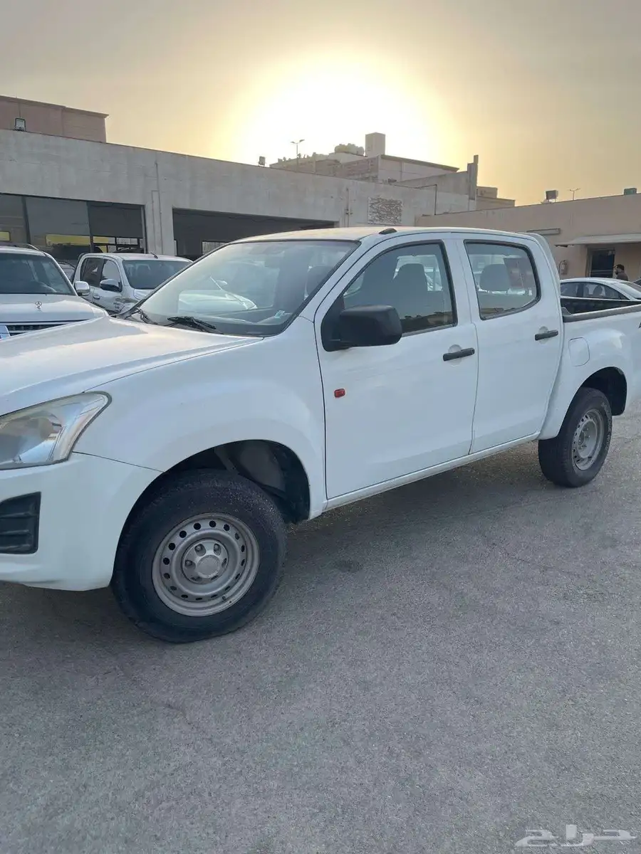 ايسوزو ديماكس 2018 1