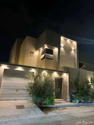 للإيجار فيلا جديدة مطبخ راكب 0