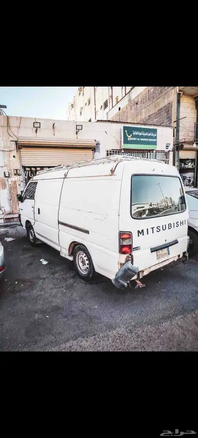 باص ماستوبيشي 0