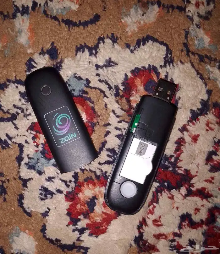 فلاشه ذاكره وجراب ايتل A70 0