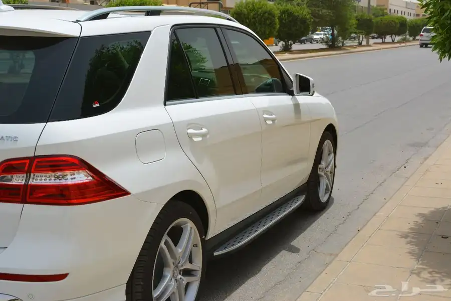 للبيع مرسيدس بنز ML400 موديل 2015 6