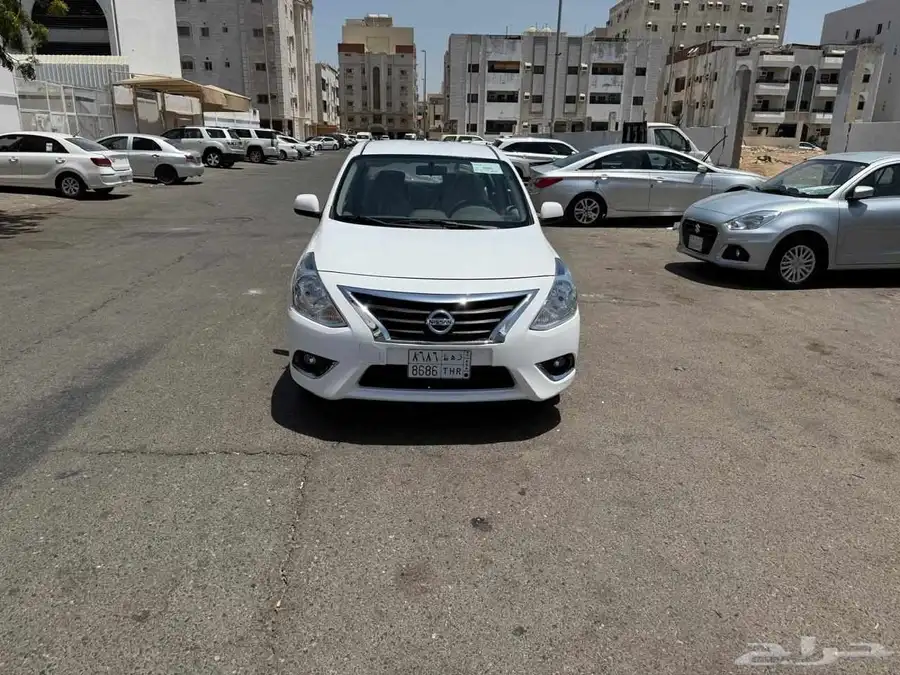 Nissan 2024 5