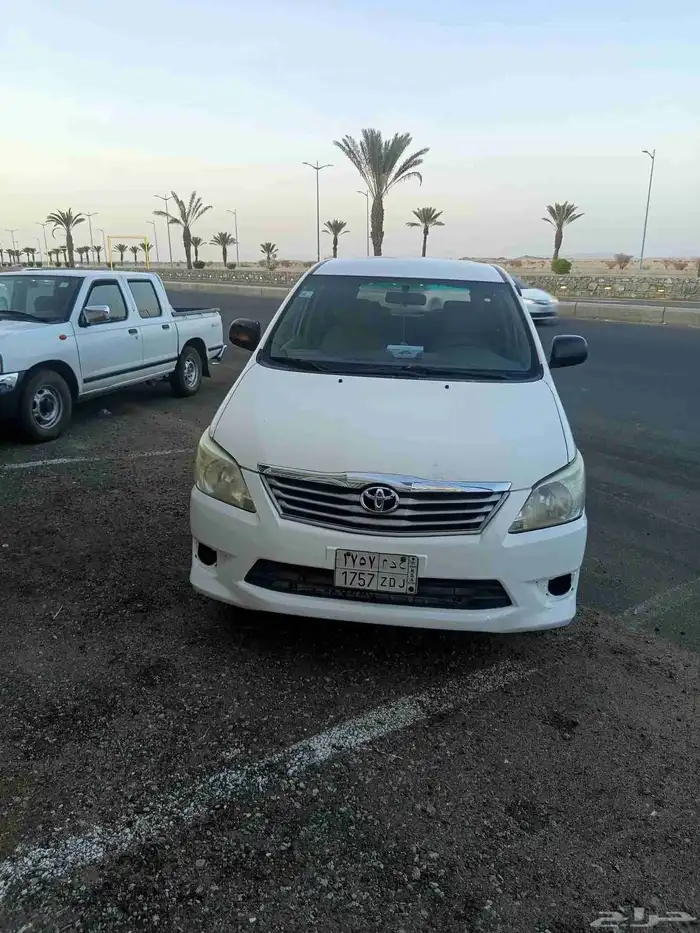 تويوتا انوفا 2014 1